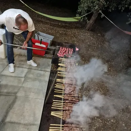 Conny's House Apartment *