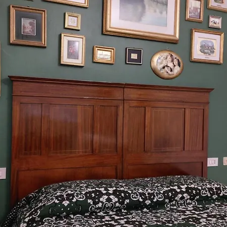 Conny's House Apartment *