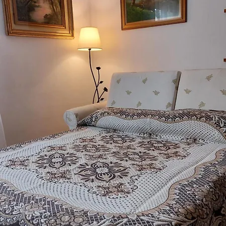 Conny's House Apartment *