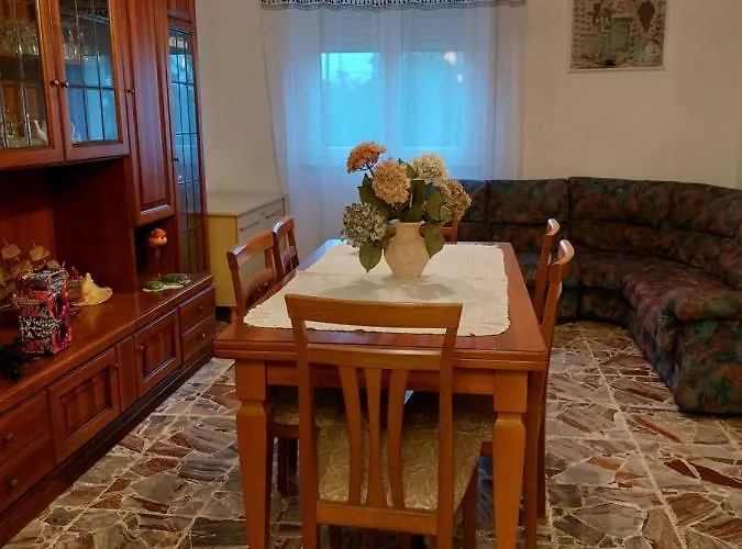 Conny's House Διαμέρισμα *